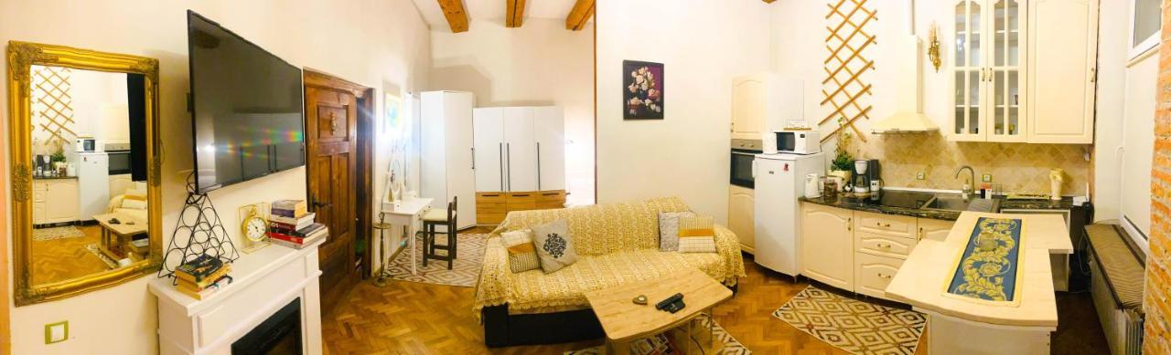 Charm Old Town Studio Брашов Экстерьер фото